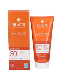 Rilastil sun system photo protection terapy spf 50+ latte vellutante 200 ml